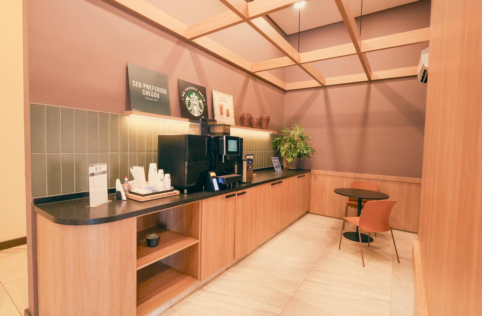 ทริป บาย วินด์แฮม ริเบเรา เปรโต Hotel ฮิเบเราเปรโต ภายนอก รูปภาพ